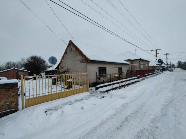 Eladó családi ház, Zagyvaszántón 12.3 M Ft, 3 szobás