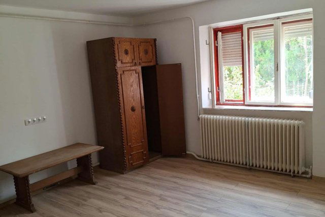 Kiadó családi ház, albérlet, Szabadszentkirályon 130 E Ft / hó