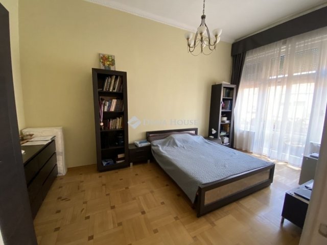 Eladó téglalakás, Budapesten, IX. kerületben 126.9 M Ft