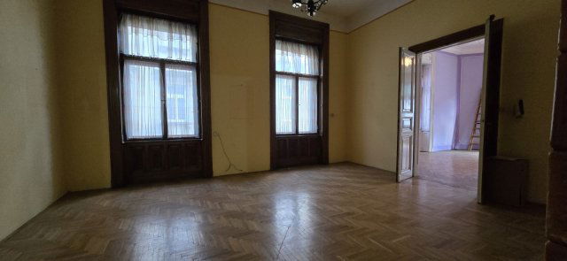 Eladó téglalakás, Budapesten, VIII. kerületben, József körúton