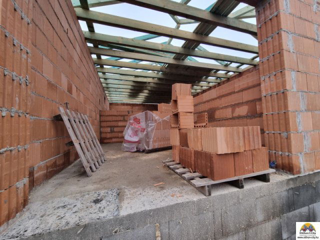 Eladó ikerház, Érden 54 M Ft, 3 szobás / költözzbe.hu