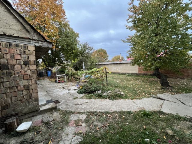 Eladó családi ház, Szentlőrincen 52 M Ft, 7 szobás