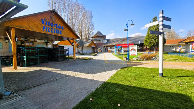 Eladó üzlethelyiség, Alsóörsön 49.9 M Ft