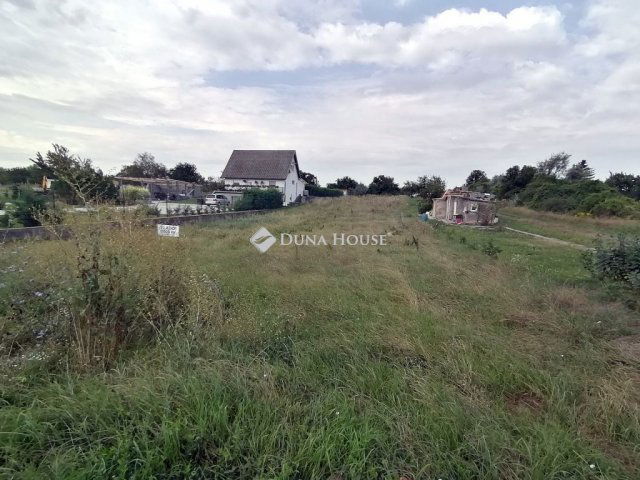 Eladó telek, Bicskén 7.9 M Ft / költözzbe.hu