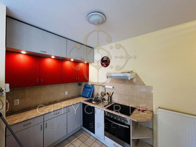 Eladó téglalakás, Budapesten, VIII. kerületben 67 M Ft, 1 szobás