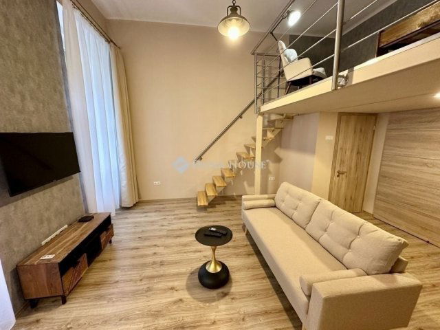 Eladó téglalakás, Budapesten, VII. kerületben 71.9 M Ft