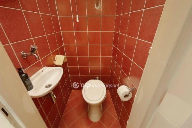 Eladó téglalakás, Budapesten, II. kerületben 99.9 M Ft