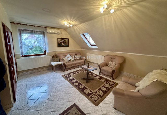 Eladó családi ház, Nyíregyházán, Fő utcában 66 M Ft