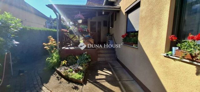 Eladó családi ház, Budapesten, XVIII. kerületben 158.9 M Ft