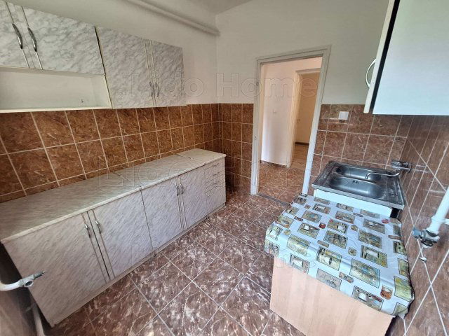 Eladó családi ház, Kaposváron 38.5 M Ft, 5 szobás