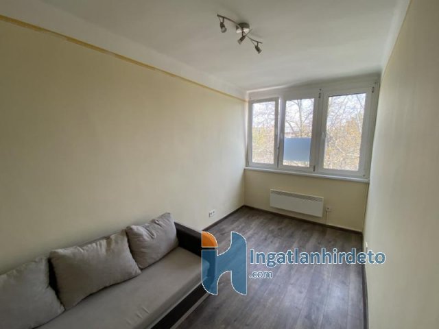 Eladó téglalakás, Gyöngyösön 33.5 M Ft, 2 szobás