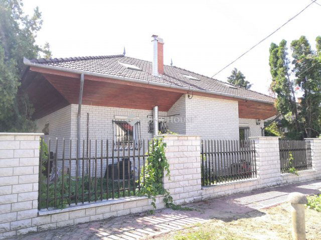 Eladó családi ház, Alsónémediben 125 M Ft, 6 szobás