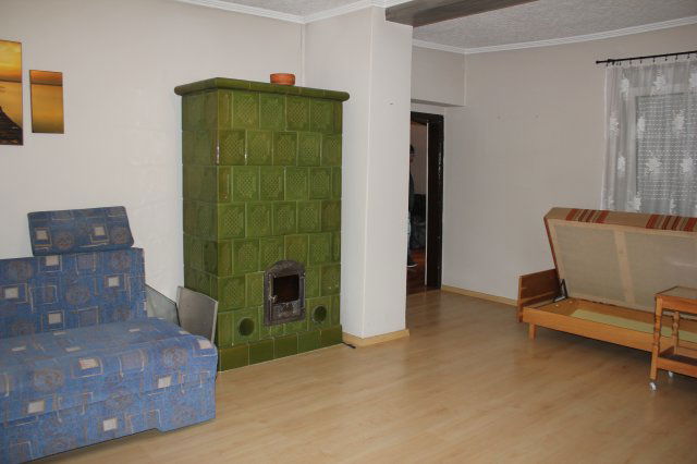 Eladó családi ház, Sarródon 40 M Ft, 3 szobás