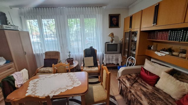 Eladó téglalakás, Nyíregyházán 27.9 M Ft, 1 szobás