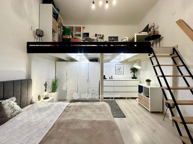 Eladó téglalakás, Budapesten, VI. kerületben 114.9 M Ft