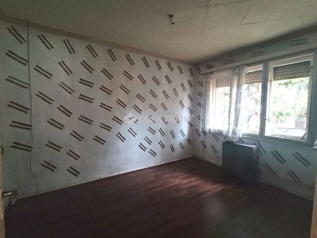 Eladó családi ház, Kecskeméten 25 M Ft, 2 szobás