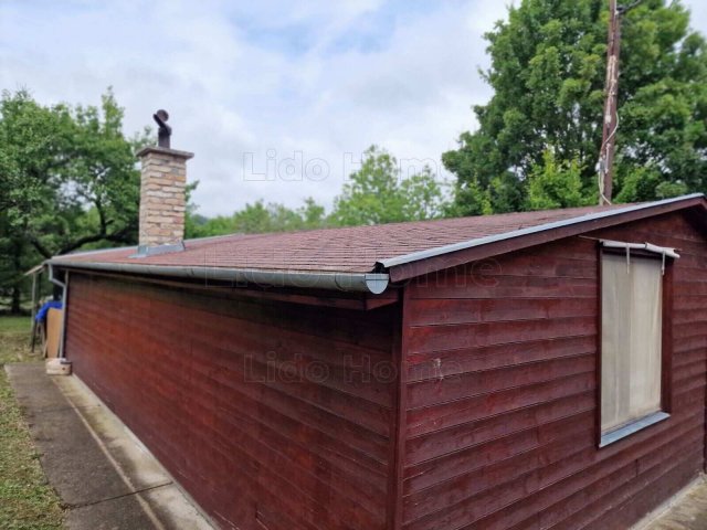 Eladó nyaraló, Balatonfüreden 79 M Ft, 2 szobás