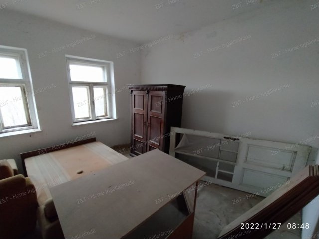 Eladó mezogazdasagi ingatlan, Páhin 5 M Ft, 2 szobás