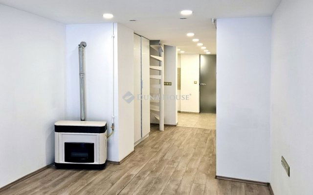 Eladó téglalakás, Budapesten, VII. kerületben 72.5 M Ft