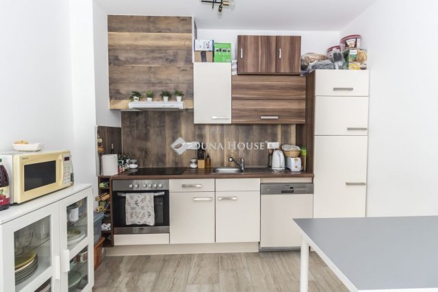 Kiadó téglalakás, albérlet, Szombathelyen 190 E Ft / hó