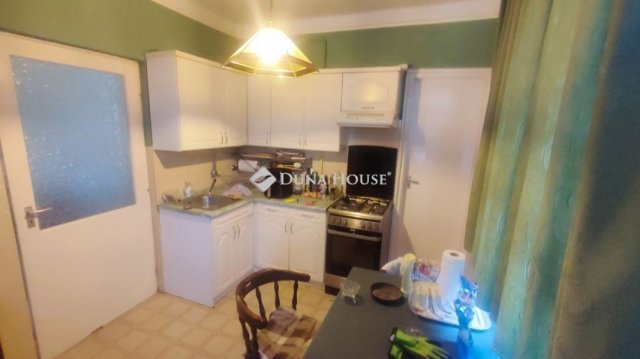 Eladó családi ház, Nagykanizsán 48.5 M Ft, 5 szobás