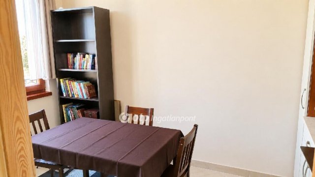 Kiadó panellakás, albérlet, Nyíregyházán 240 E Ft / hó