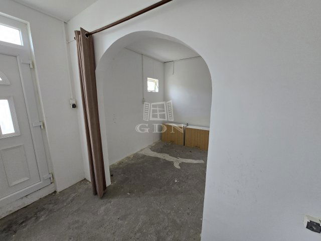 Eladó üzlethelyiség, Madarason 15 M Ft / költözzbe.hu