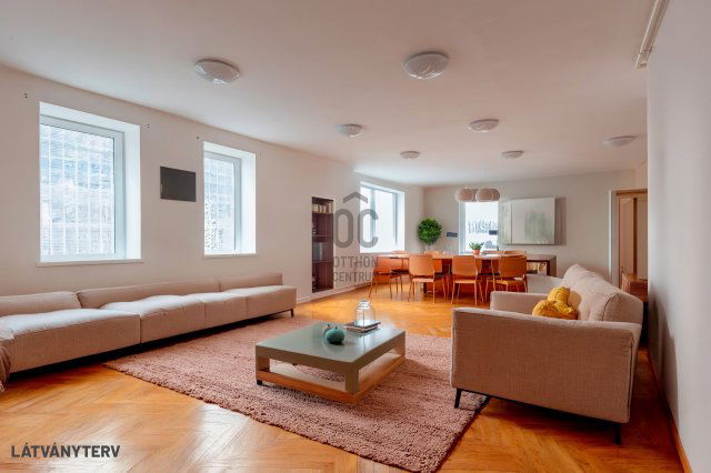 Eladó családi ház, Budapesten, XV. kerületben 289 M Ft, 8 szobás