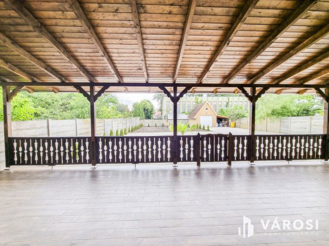Eladó családi ház, Békéscsabán 89 M Ft, 4 szobás