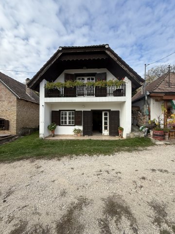 Eladó nyaraló, Mogyorósbányán 28 M Ft / költözzbe.hu