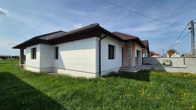 Eladó családi ház, Rábapatyon 99.9 M Ft, 3 szobás