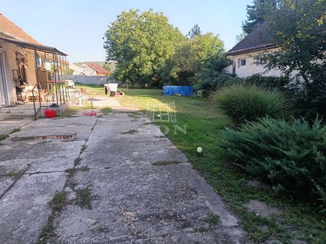 Eladó családi ház, Gödöllőn 49.85 M Ft, 3 szobás