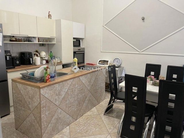 Eladó téglalakás, Budapesten, VIII. kerületben 79.9 M Ft