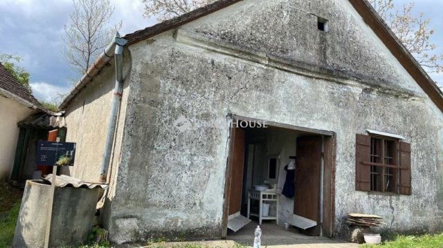 Eladó mezogazdasagi ingatlan, Hásságyon 4.5 M Ft