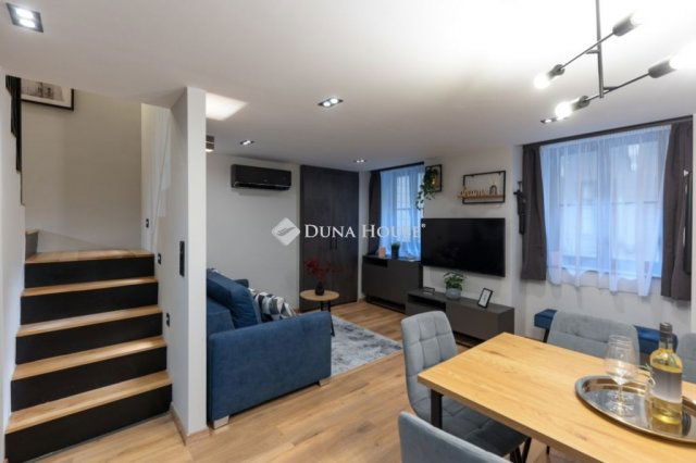 Eladó téglalakás, Budapesten, VIII. kerületben 59.9 M Ft