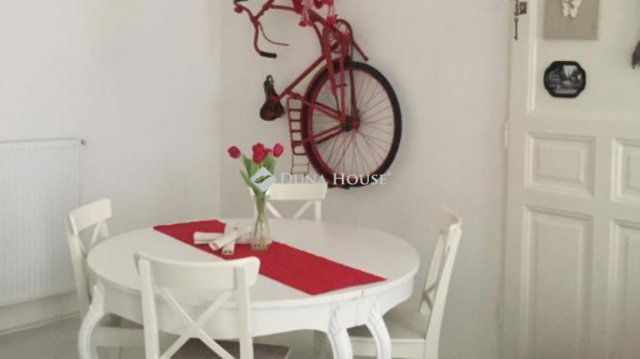 Eladó téglalakás, Budapesten, V. kerületben 189 M Ft, 3 szobás