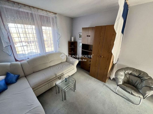 Eladó családi ház, Kecskeméten 74.9 M Ft, 4 szobás