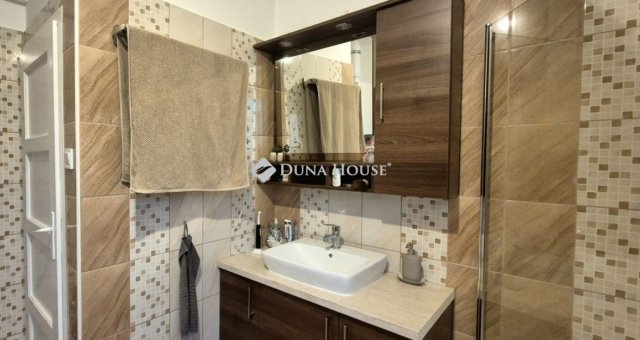 Eladó családi ház, Budapesten, XIX. kerületben 205 M Ft