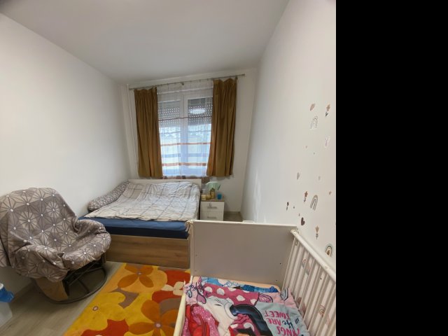 Eladó panellakás, Nyíregyházán 47.9 M Ft, 3 szobás