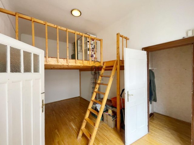 Eladó téglalakás, Budapesten, VI. kerületben 99 M Ft, 3 szobás