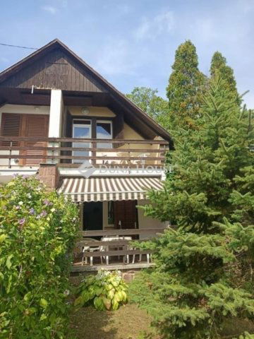 Eladó ikerház, Balatonalmádiban 80 M Ft, 4 szobás