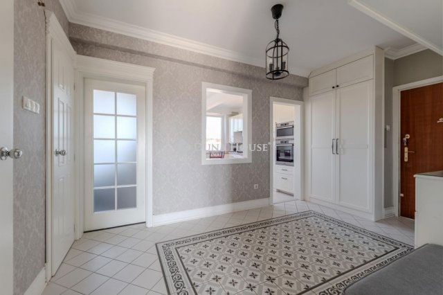 Eladó panellakás, Budapesten, III. kerületben 155.5 M Ft