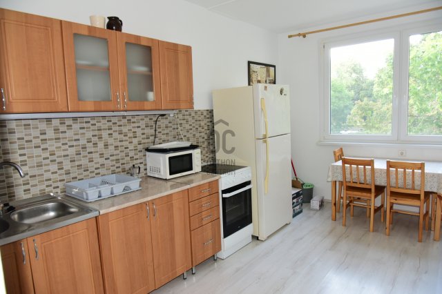 Kiadó panellakás, albérlet, Debrecenben 230 E Ft / hó, 2 szobás