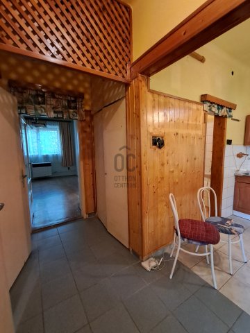 Eladó téglalakás, Pécsett 38 M Ft, 1 szobás