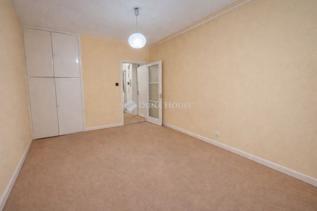 Eladó téglalakás, Kecskeméten 48.9 M Ft, 2 szobás