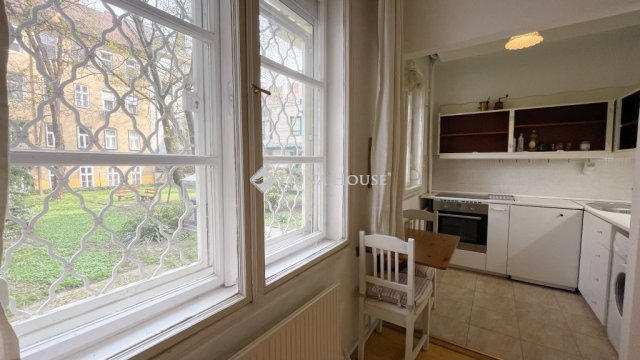 Kiadó téglalakás, albérlet, XII. kerületben, Városmajor utcában