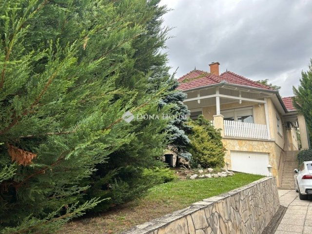 Eladó családi ház, Gödöllőn 139.9 M Ft, 5 szobás