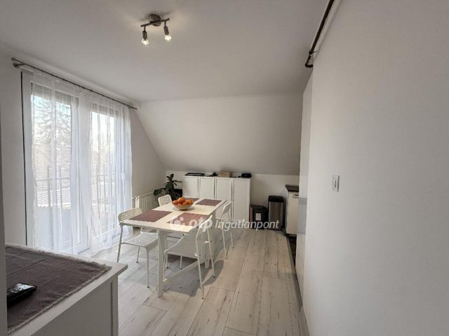 Eladó téglalakás, Budaörsön 114.9 M Ft, 2+2 szobás