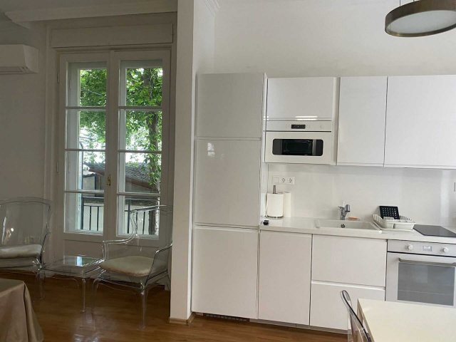 Kiadó téglalakás, albérlet, VI. kerületben, Lendvay utcában