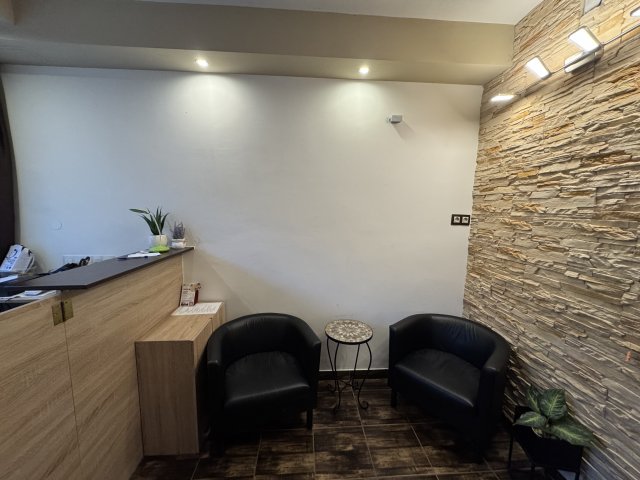 Eladó hotel, Pécsett, Major utcában 350 M Ft, 13 szobás